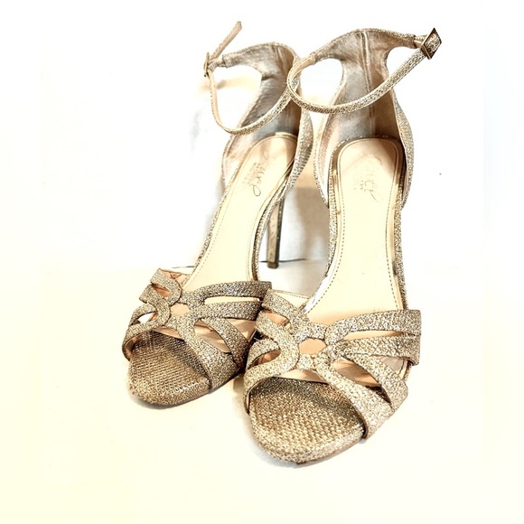 Badgley Mischka Jewel Heels - Picture 2 of 5